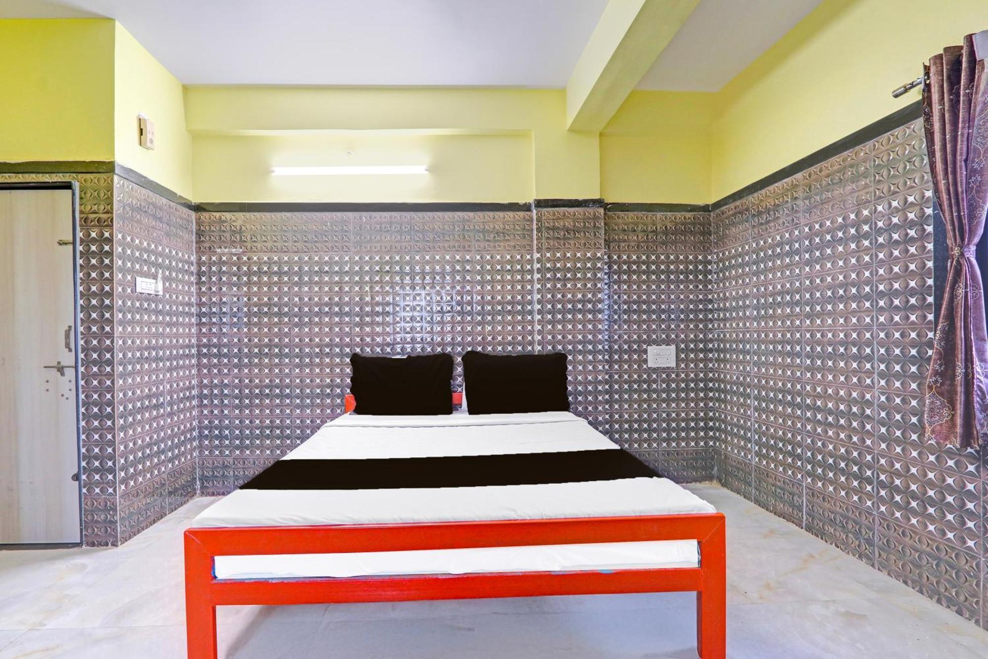 Hotel O Pankaj Hotel & Lodge Gangapur  Buitenkant foto