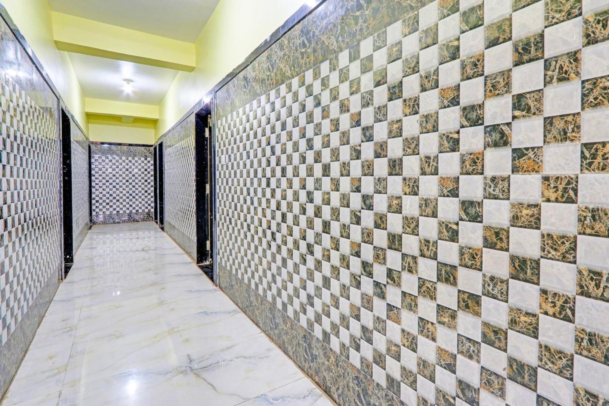 Hotel O Pankaj Hotel & Lodge Gangapur  Buitenkant foto