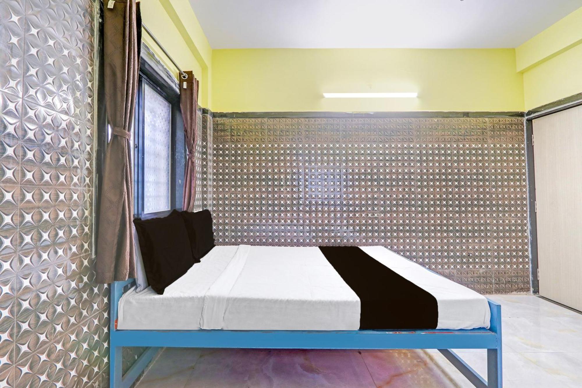 Hotel O Pankaj Hotel & Lodge Gangapur  Buitenkant foto