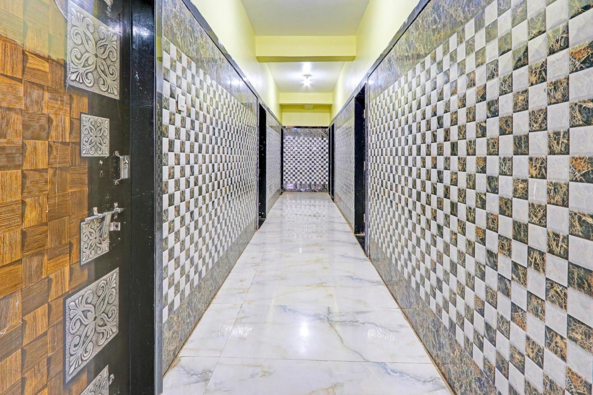 Hotel O Pankaj Hotel & Lodge Gangapur  Buitenkant foto